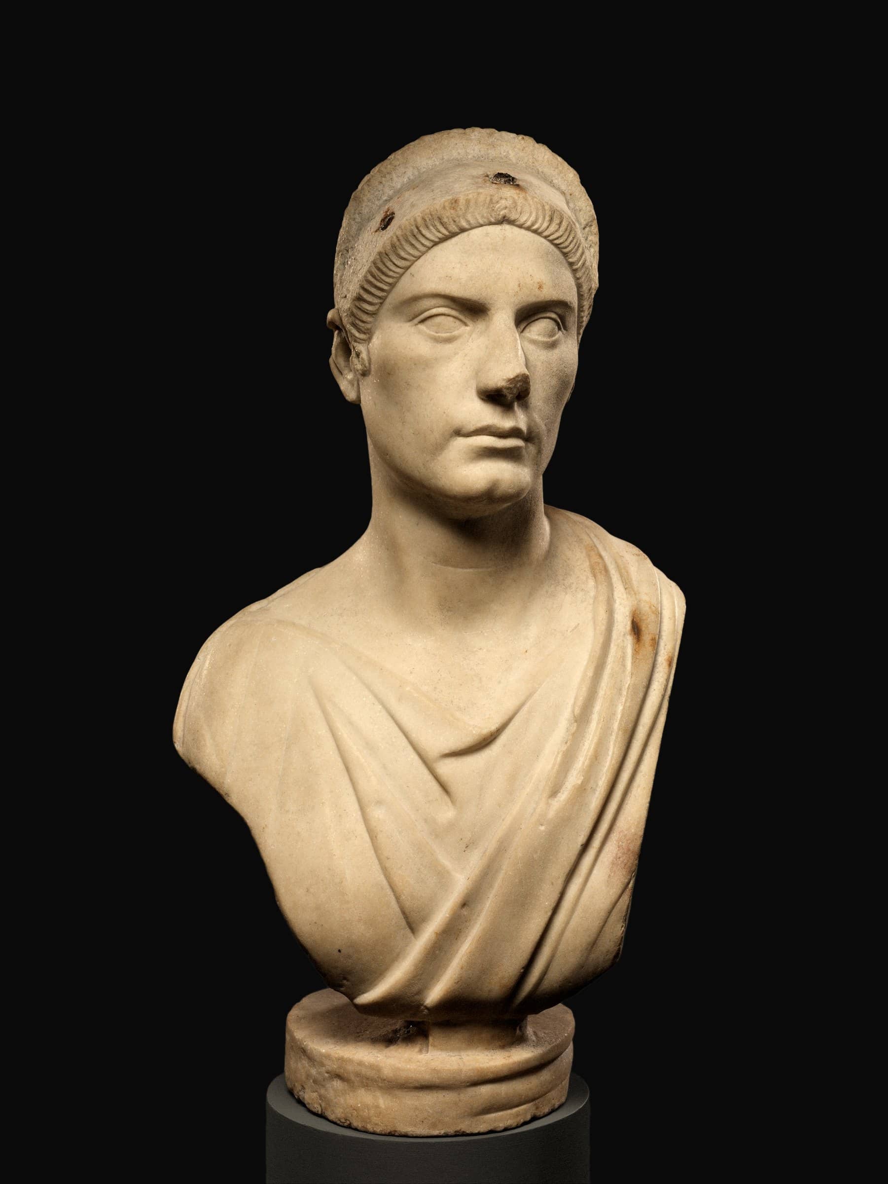 Marble portrait bust of a woman, Roman, about 100 to 120 CE (The Met)